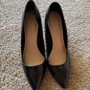 Kelly & Katie Basic black heels worn once